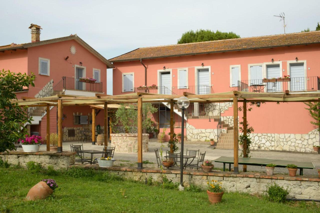 דירות קאסטיגליונה דל לאגו Agriturismo Colle Al Sole מראה חיצוני תמונה